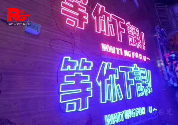 �L(zh��ng)ɳ�޺���