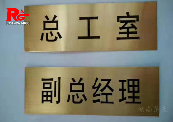 �Lɳ��(bi��o)�R��(bi��o)��