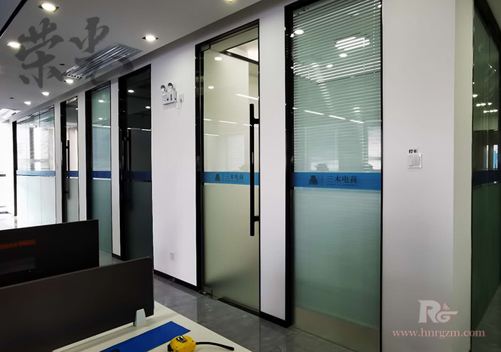 �Lɳĥɰ�����N