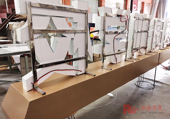 �WУ�V������