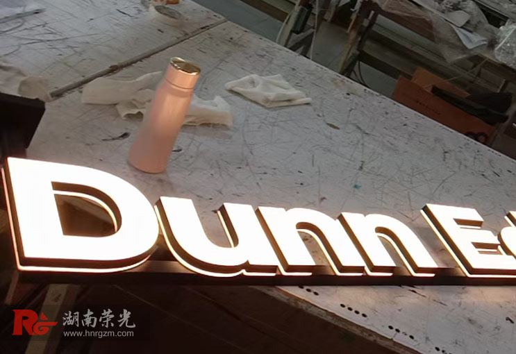 �Lɳ������