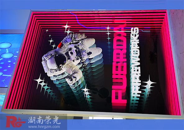 �L(zh��ng)ɳǧ���R